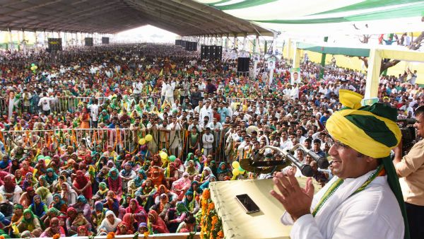 தொடங்கி 1 வருடம் கூட ஆகவில்லை.. 319 நாளில் கிங் மேக்கராகும் ஜேஜேபி.. ஹரியானா அரசியலில் பரபரப்பு!