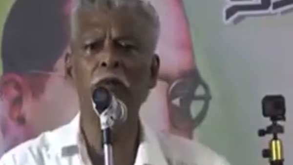 சர்ச்சைக்குள்ளாகும் காரப்பன் சில்க்ஸ்.. காரப்பன் மீது 2 பிரிவுகளில் பாஜக புகார்... விரைவில் கைது?!