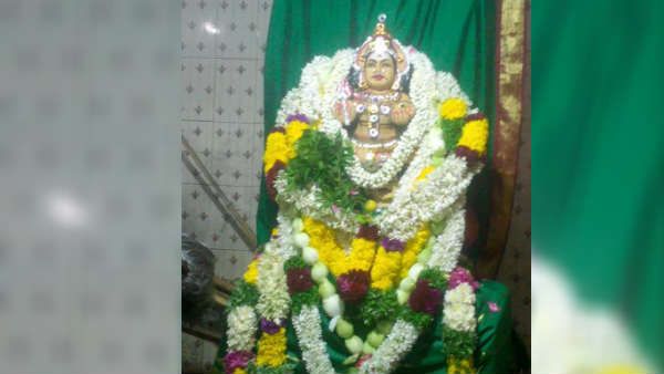 தென்காசி அய்யாபுரம் ஸ்ரீ மாரியம்மன் கோவில் 26வது ஆண்டு பூக்குழி திருவிழா கோலாகலம்