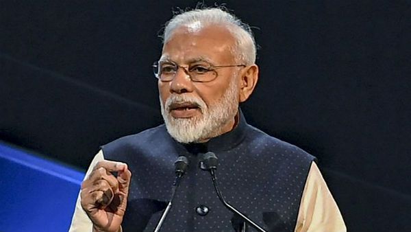 வறுமையை எந்த புத்தகத்திலிருந்தும் கற்கவில்லை.. வறுமையிலேயே வாழ்ந்துள்ளேன்.. சவுதியில் மோடி பேச்சு