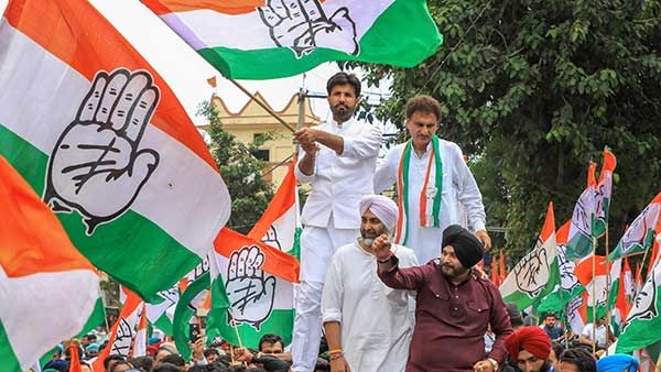 பஞ்சாப் இடைத் தேர்தலில் பட்டையை கிளப்பும் காங்கிரஸ்.. 3 தொகுதிகளில் முன்னிலை!