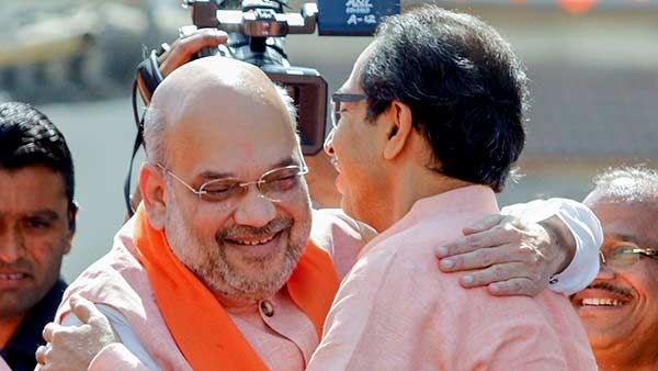 மகாராஷ்டிராவில் மீண்டும் பாஜக-சிவசேனா கூட்டணி ஆட்சி- அத்தனை எக்ஸிட் போல் முடிவுகளும் திட்டவட்டம்!