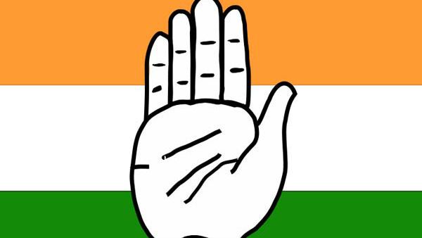 காங்கிரசிடம் காசே இல்லையாம்.. ஆனால் தேர்தல் செலவு மட்டும் ரூ.820 கோடியாம்!