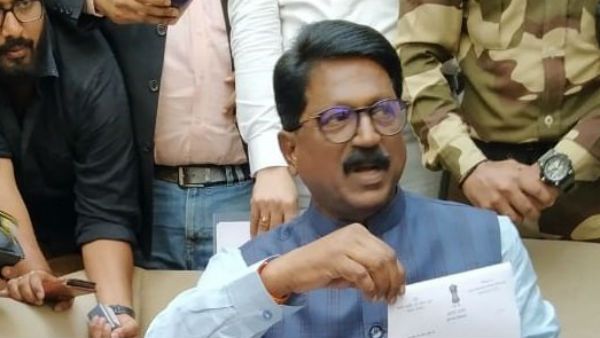 முடிவுக்கு வந்தது பாஜக- சிவசேனா கூட்டணி.. மத்திய அமைச்சரவையிலிருந்து அரவிந்த் சாவந்த் விலகல்