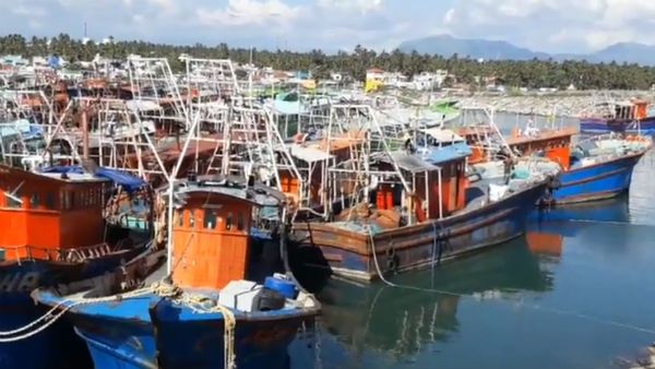 அரபிக் கடலில் மாயமான குமரி மீனவர்களின் எண்ணிக்கை 93 ஆக உயர்வு