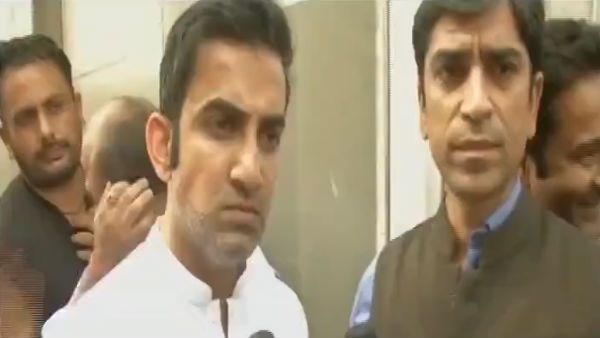 எம்பி பதவியைவிட பணமும், கிரிக்கெட் கான்ட்ராக்டும் முக்கியமா.. காம்பீரை தாக்கும் நெட்டிசன்கள்