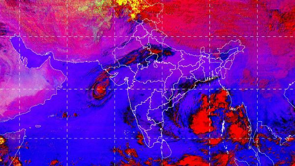 வங்கக் கடலில் உருவானது புல்புல் புயல்.. மீனவர்களுக்கு எச்சரிக்கை