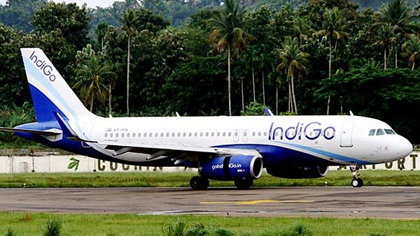 திடீரென அடித்த அலாரம்.. சென்னையிலிருந்து குவைத்துக்கு புறப்பட்ட விமானம் அவசரமாக தரையிறக்கம்