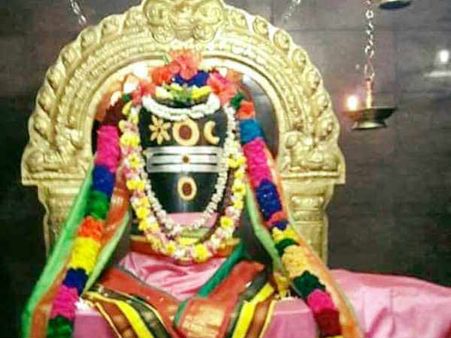 சனி மஹாபிரதோஷம் -  சிவன் நந்தியை தரிசித்தால் சனிதோஷம் நீங்கும்  