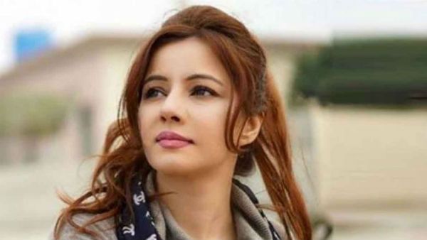 அந்தரங்க புகைப்படங்கள்.. வீடியோக்கள் ஆன்லைனில் லீக்.. பாக். பாடகி அதிர்ச்சி.. எடுத்த திடீர் முடிவு