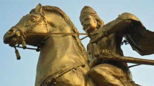 ராஜ ராஜ சோழன் சதயவிழா - ராஜ ராஜனின் பெருமையை சொல்லும் தஞ்சை பெருவுடையார் கோவில்