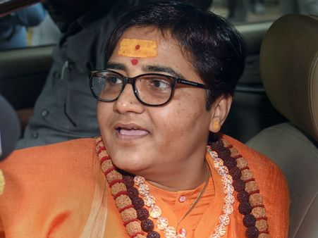 30 நிமிஷம்தான்.. தலைகீழா மாறிடுச்சு.. #TerroristPragyaThakur .. இதுதான் இந்தியாவின் டாப் டிரண்டிங்!