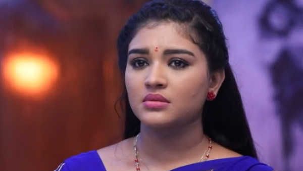 Sembaruthi Serial: ஆதி தோளில் பார்வதி.. கைகளை வைத்து முதுகில் படர்ந்து.. ஆஹா!