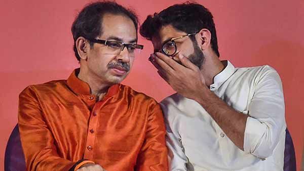 கூவத்தூர், கூர்க் பார்முலாவை பின்பற்றும் சிவசேனா.. மகாராஷ்டிரத்தில் சூடுபிடித்த ரிசார்ட் அரசியல்!