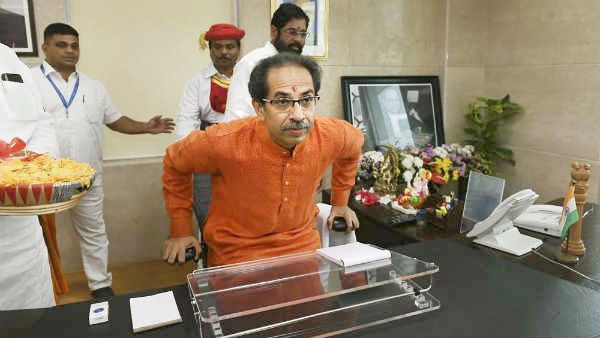 மகாராஷ்டிரா நம்பிக்கை வாக்கெடுப்பில் உத்தவ் வெற்றி.. சிவசேனா கூட்டணி அதிரடி.. 169 எம்எல்ஏக்கள் ஆதரவு