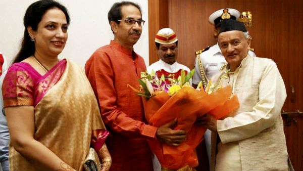 மகாராஷ்டிரா: திடீர் திருப்பங்களை அசால்ட்டாக கையாண்டு முதல் முறையாக முதல்வராகும் உத்தவ் தாக்கரே