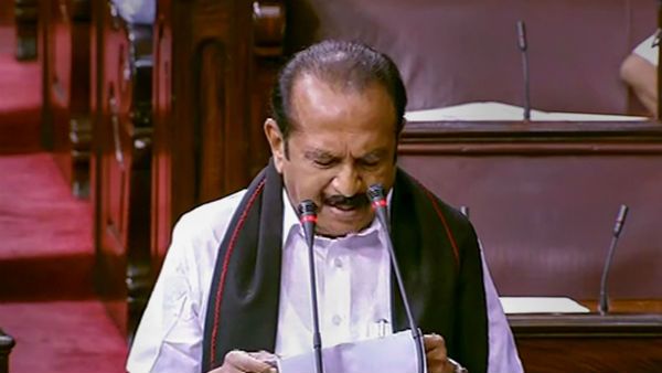 விமானங்களில் மாநில மொழிகளில் அறிவிப்புகள்- வைகோவின் கோரிக்கையை ஏற்ற வெங்கையா நாயுடு