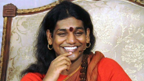 முட்டாள் ராவணன்.. வீடியோவில் பேசிட்டிருக்கும்போதே.. திடீரென திட்ட ஆரம்பித்த நித்யானந்தா!