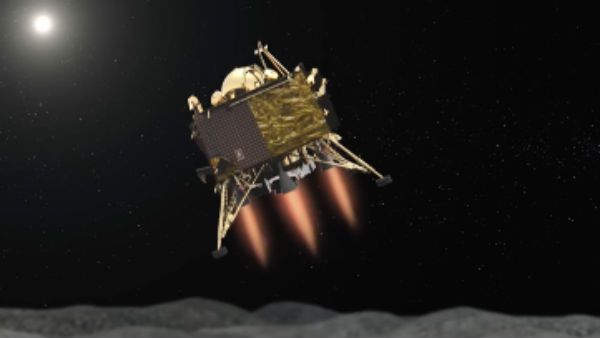 வெளிநாடுகளுக்கு இணையாக நிலவின் தென் துருவத்தை ஆய்வு செய்ய சென்ற சந்திரயான் 2.. சபாஷ் இஸ்ரோ!