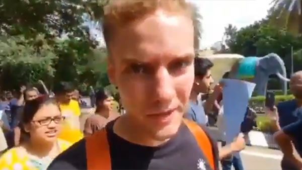 இந்தியா மாதிரி இல்லை ஜெர்மனி.. போராட்டம் நடத்தினால் வெளியேற்ற மாட்டார்கள்.. ஐஐடி மாணவர் ஆதங்கம்