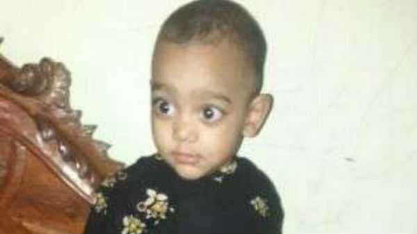 செல்போனில் மூழ்கிய மும்தாஜ்.. பால்கனியில் இருந்து தவறி விழுந்து இறந்த குழந்தை.. சென்னையில்!