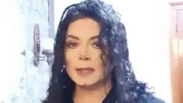 அட, இன்னும் மைக்கேல் ஜாக்சன் சாகலைங்க.. வைரலாகும் வீடியோ.. டிஎன்ஏ சோதனை செய்யச் சொல்லும் ரசிகர்கள்!