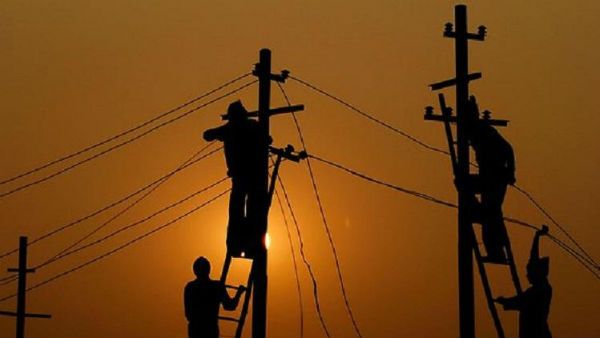 உஷார் நிலையில் மின் வாரியம்... ஊழியர்களை தயார் நிலையில் இருக்க அறிவுறுத்தல்