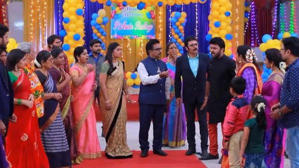 Roja Serial, Chandralekha Serial: இரண்டு சீரியல்... ஒரே பெயர்... ஒரே ரோல்...ஒரே சானல்...!