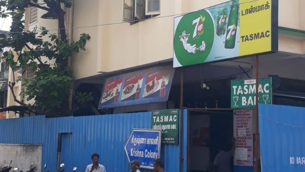 அனுமதியின்றி கட்டப்பட்ட டாஸ்மாக் கடையை மூட சென்னை ஹைகோர்ட் உத்தரவு