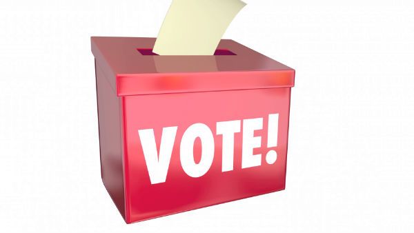 போலீஸை தள்ளிவிட்டு வாக்குப்பெட்டியை தூக்கிகொண்டு ஓடிய மர்ம நபர்கள்.. புதுக்கோட்டையில் பரபரப்பு