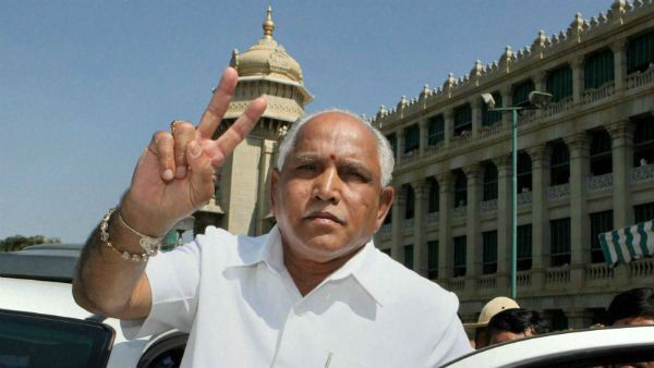 கர்நாடகாவில் அற்புதம் நிகழ்த்திய எடியூரப்பா.. 12 இடங்களில் பாஜக வெற்றி.. காங்.. ஜேடிஎஸ் பரிதாபம்