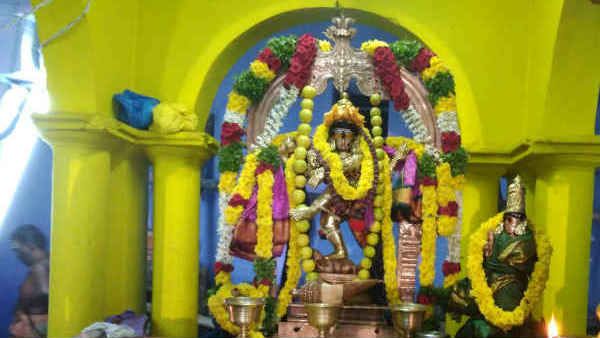 திருவாதிரை திருவிழா : உத்தரகோசமங்கையில் சந்தனம் களையப்பட்ட நடராஜர் தரிசனம் நாளை பார்க்கலாம்