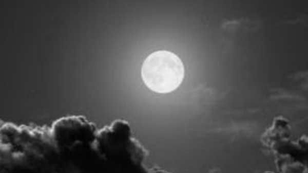 ஓநாய் சந்திர கிரகணம் 2020: இந்தியாவில் தெரியாது... எந்த நாட்டில் தெரியும் என்ன பாதிப்பு ஏற்படும்