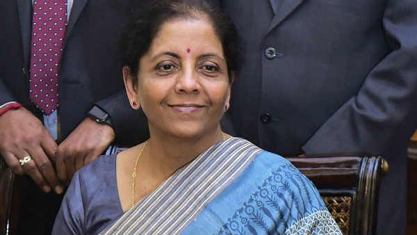 Budget 2020: நாளை பட்ஜெட் தாக்கல்.. வருமான வரி சலுகைக்கு வாய்ப்பு.. சலுகை மழைக்கு ரெடியாகும் நிர்மலா