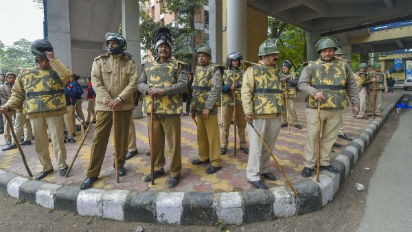 தேசிய பாதுகாப்பு சட்டத்தின் கீழ் கைது செய்ய அதிகாரம்.. டெல்லி போலீசுக்கு உத்தரவு.. உண்மை என்ன?