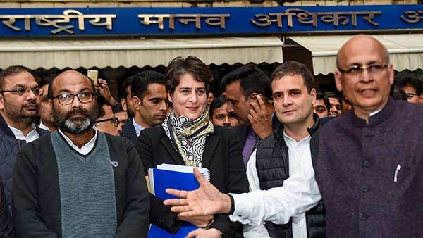 குடியுரிமை திருத்த சட்ட போராட்டத்தில் வன்முறை.. ராகுலும், பிரியங்காவும் மனித உரிமை ஆணையத்தில் புகார்