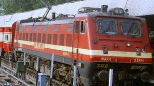 தமிழக ரயில்களில் இனி புதிய கட்டணம் எவ்வளவு.. சென்னையில் இருந்து பிற ஊர் கட்டண விவரம்!