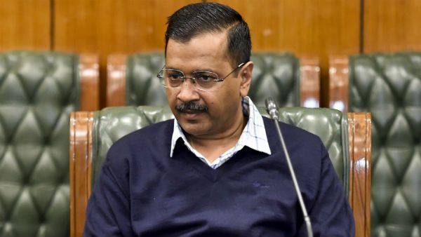 தேசிய கொடி அவமதிப்பு- கெஜ்ரிவால் மீது நடவடிக்கை தேவை- டெல்லி ஆளுநருக்கு மத்திய அமைச்சர் கடிதம்