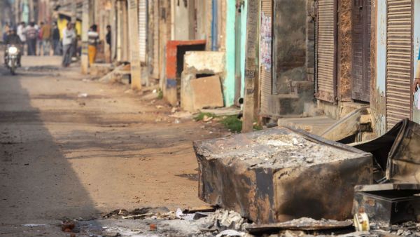 டெல்லி வன்முறைகளில் துப்பாக்கி குண்டுகள் பாய்ந்து 82 பேர் படுகாயம்