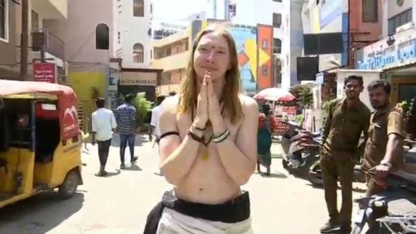 மன நிம்மதி வேண்டும்.. கோவையில் பிச்சை எடுக்கும் வெளிநாட்டு தொழிலதிபர்!