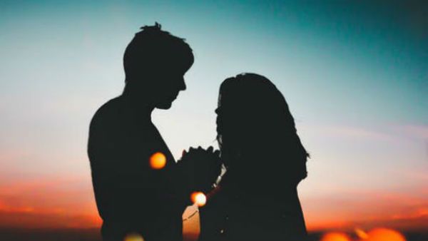 சுக்கிரன் பெயர்ச்சி 2020: சுக்கிரனால் இந்த ராசிக்காரங்க வீட்ல ஒரே ரொமான்ஸ்தான்