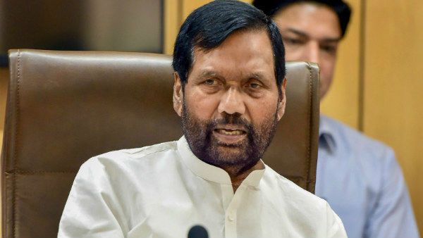 தலித்துகளுக்கு தேவை இட ஒதுக்கீட்டுடன் கூடிய ஐஜேஎஸ்.. கோரிக்கையில் தவறில்லை.. பாஸ்வான் ஆதரவு