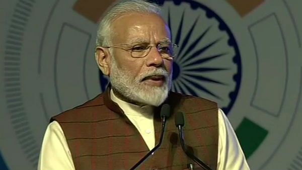 இந்தியாவின் மிகப்பெரிய ராணுவ தளவாட உற்பத்தி மையமாகிறது உத்தர பிரதேசம்: மோடி பேச்சு