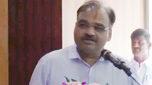 தமிழக பள்ளி கல்வித் துறை செயலாளர் பிரதீப் யாதவ் திடீர் மாற்றம்- 5,8- பொதுத்தேர்வு குழப்பம் எதிரொலி?