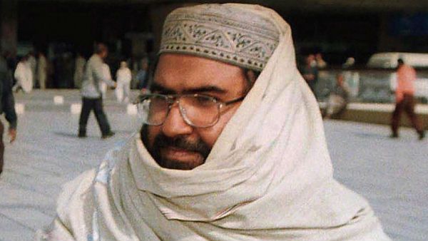 தீவிரவாதி மசூத் அசாரை குடும்பத்தோடு காணவில்லை.. பாகிஸ்தான் பரபரப்பு தகவல்