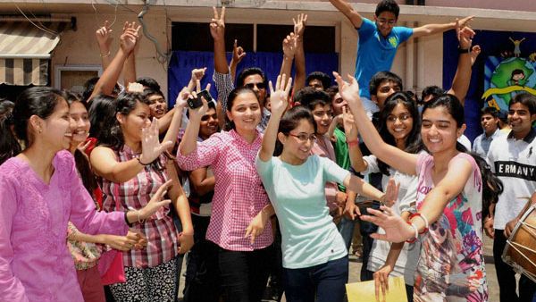 கொரோனா வைரஸ் மன உளைச்சலில் இருந்து விடுபட அரட்டை அடிங்க - மனநல மருத்துவர் டிப்ஸ்