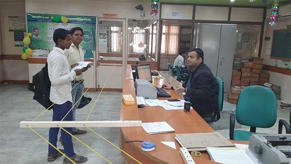 அந்த கோட்டைத் தாண்டி நானும் வர மாட்டேன்.. இந்த கோட்டை தாண்டி நீயும் வரக் கூடாது.. கொரோனா பரிதாபங்கள்