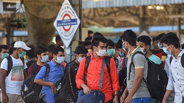 பொது இடங்களில் வாயை மூடாமல் தும்முவோம்.. கொரோனாவை பரப்புவோம்.. பெங்களூர் இளைஞரின் அதிர்ச்சி போஸ்ட்