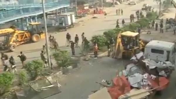 கொரோனாவால் டெல்லியில் 144 தடை உத்தரவு அமல்- ஷாஹின் பாக் போராட்டம் ஒத்திவைப்பு