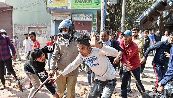 சி.ஏ.ஏ போராட்டம்- டெல்லி வன்முறைகள்- பலி எண்ணிக்கை 46 ஆக அதிகரிப்பு